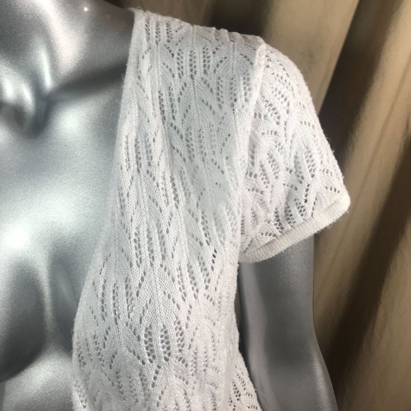 a.n.a. A New Approach Women's Small Vintage USA Knit Cardigan Crop Open Front To - Picture 4 of 15